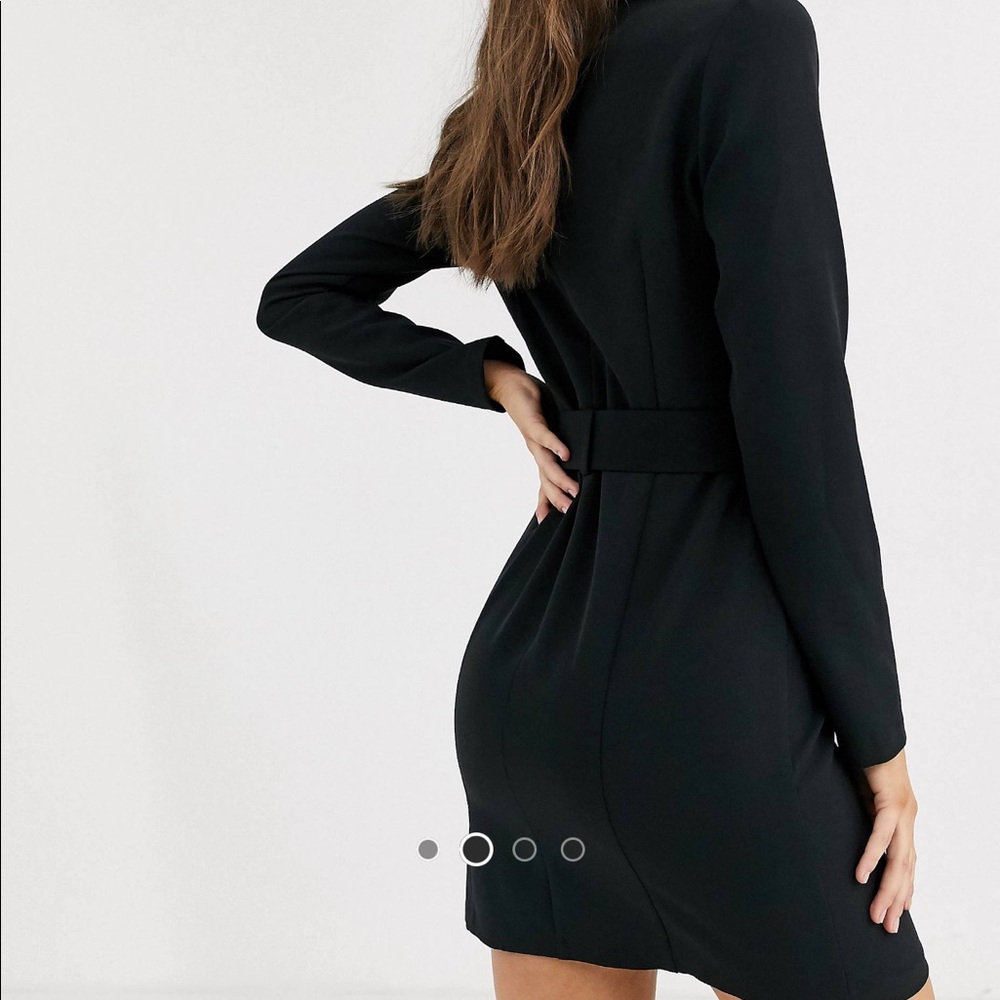 Miss Selfridge Black Dress with belt - Picture 4 of 6